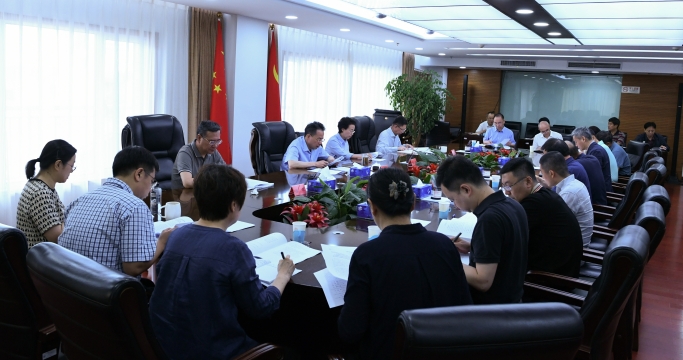 中國僑聯黨組理論學習中心組（擴大）開展集體學習